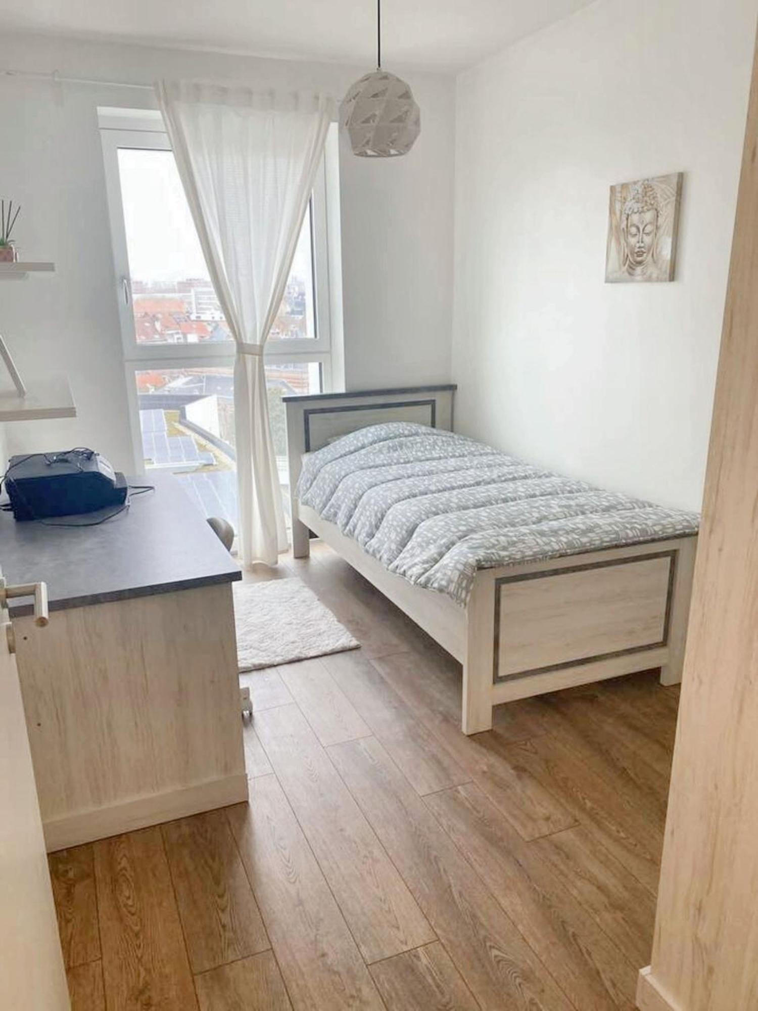 Modern Apartment In Cureghem Anderlecht 134 M² + Terrace บรัสเซลส์ ภายนอก รูปภาพ